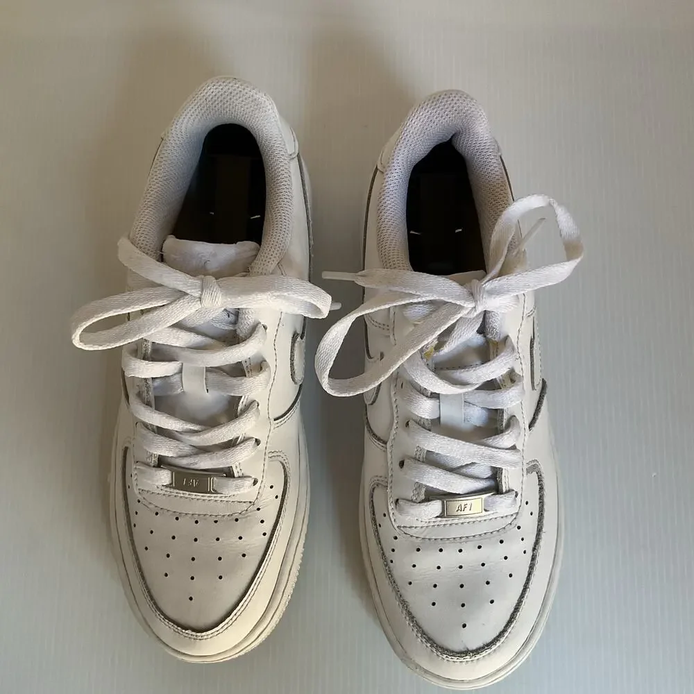 Nike Air Force 1 Sneakers Youth 5.5Y Women's 7  Low White Casual